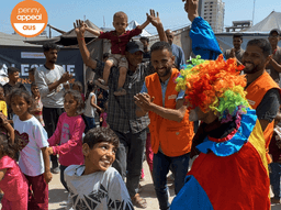 Emergency food packs for displaced families