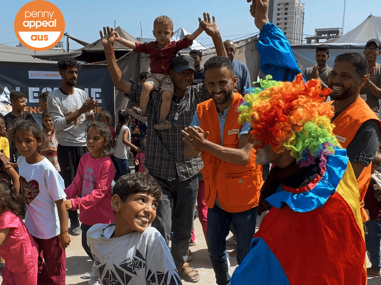 Emergency food packs for displaced families